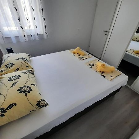 Apartament Apartman The Godfather Makarska Zewnętrze zdjęcie