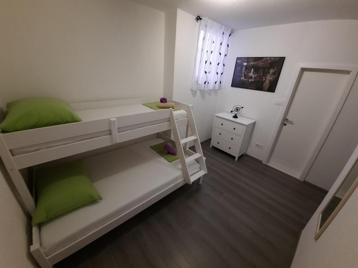 Apartament Apartman The Godfather Makarska Zewnętrze zdjęcie